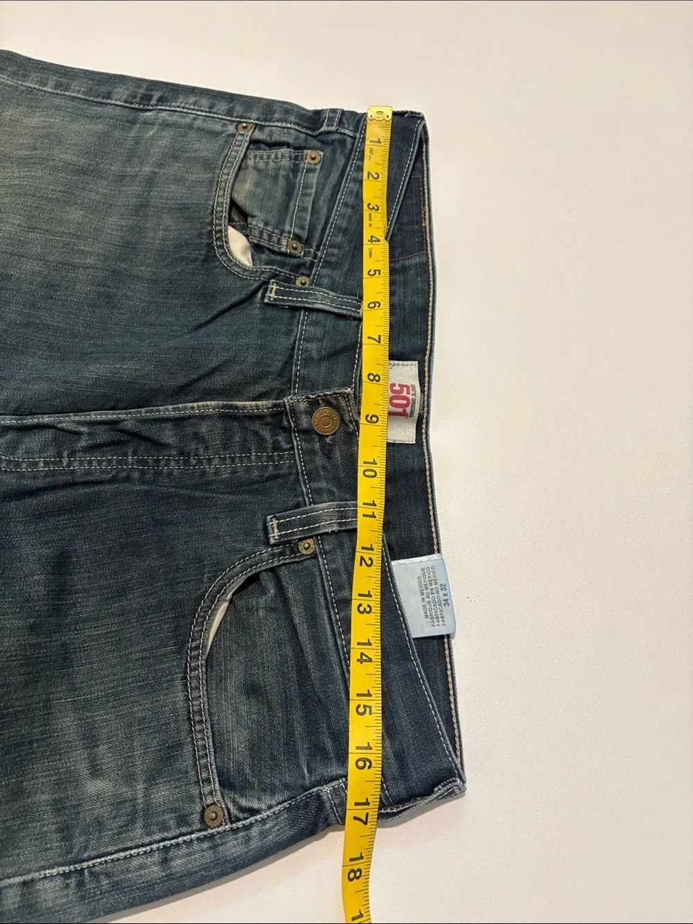 Levis classic straight